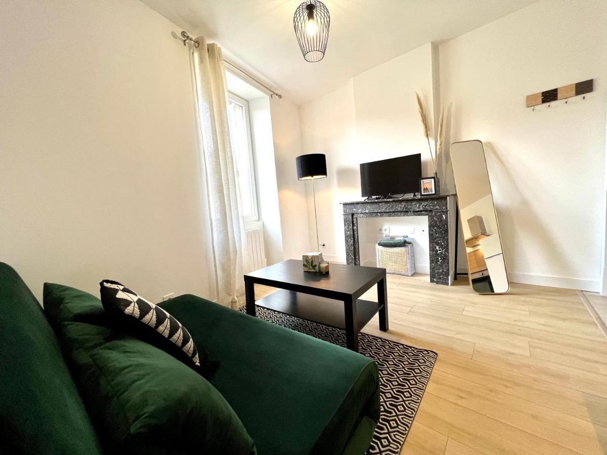 Suite ~ Romance Estivale ~ A 15 Min De Lyon Miribel  Ngoại thất bức ảnh