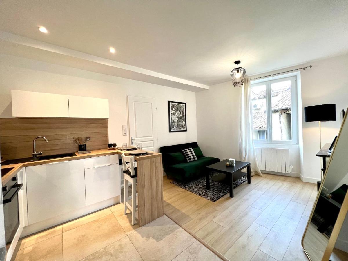 Suite ~ Romance Estivale ~ A 15 Min De Lyon Miribel  Ngoại thất bức ảnh