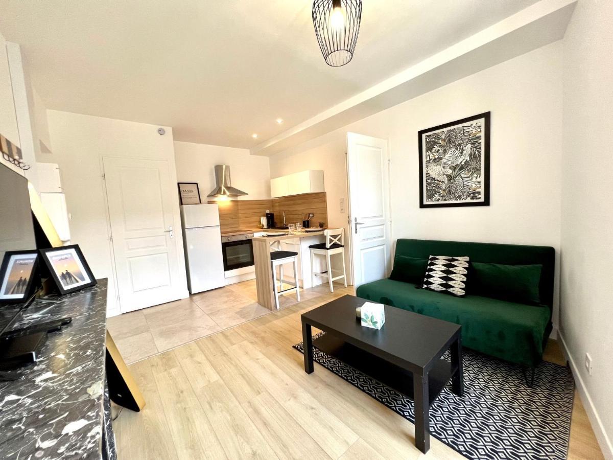 Suite ~ Romance Estivale ~ A 15 Min De Lyon Miribel  Ngoại thất bức ảnh
